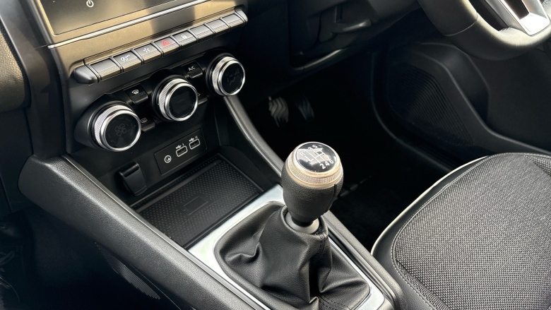 Renault Captur 1.0 TCE 90 Techno 5dr Petrol Hatchback